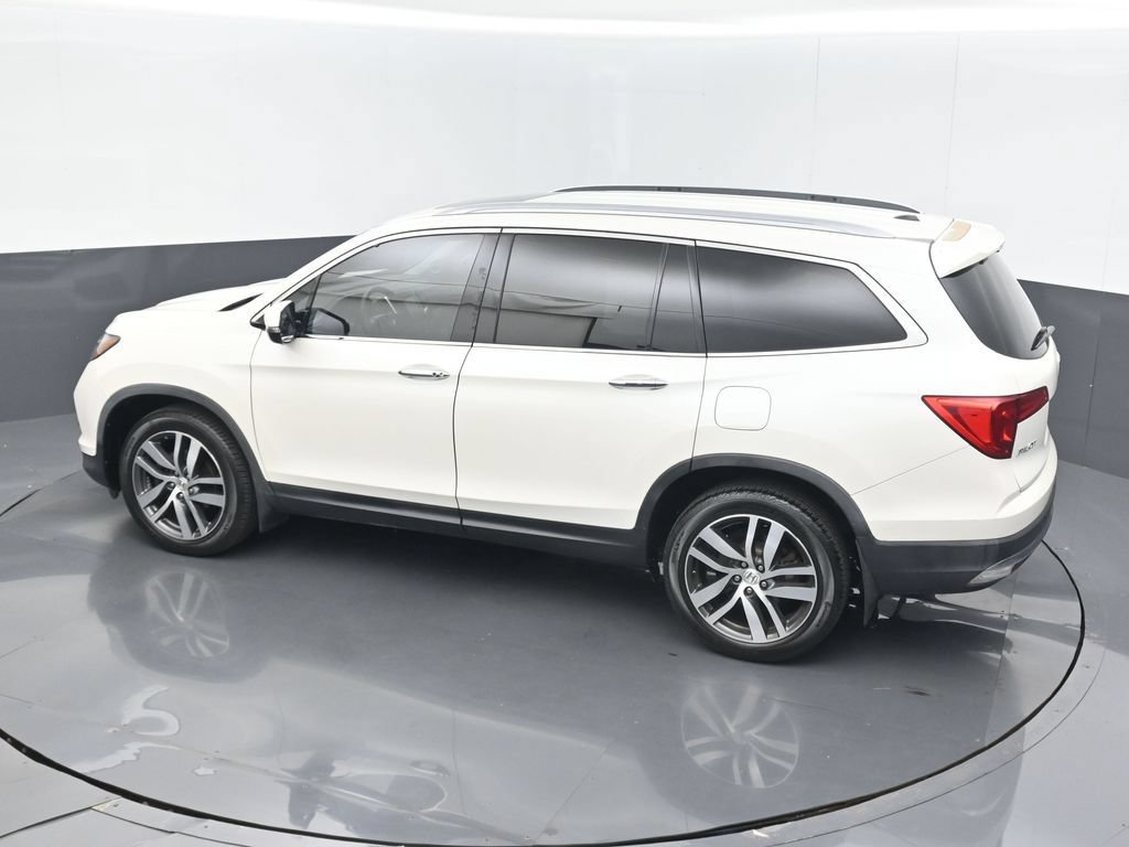 Used 2017 Honda Pilot Touring image 15