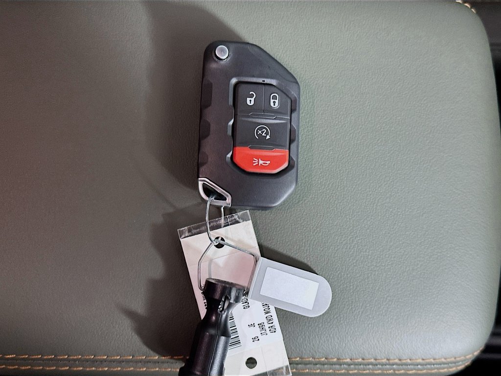New 2026 Jeep Gladiator Mojave AWD/4WD image 20