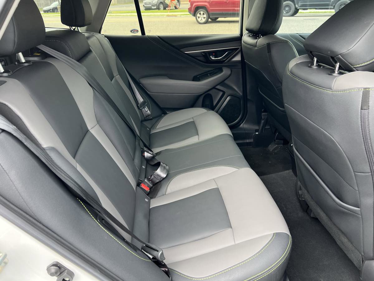 Used 2020 Subaru Outback Onyx Edition XT w/ Popular Package #2 image 16