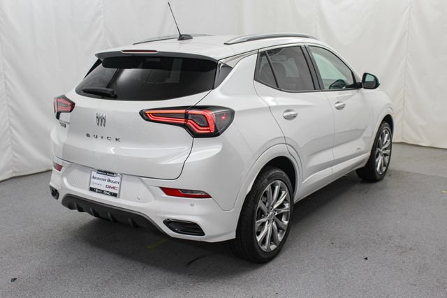 Used 2025 Buick Encore GX Avenir w/ Avenir Convenience Package AWD/4WD image 10