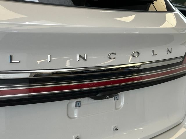 Certified 2022 Lincoln Nautilus Reserve w/ Luxury Package AWD/4WD image 21