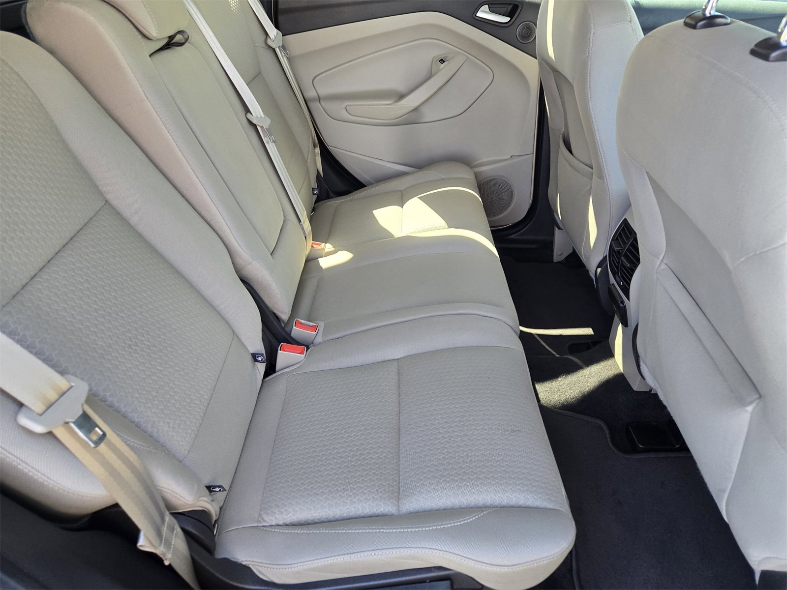 Used 2017 Ford Escape SE w/ Equipment Group 201A image 30