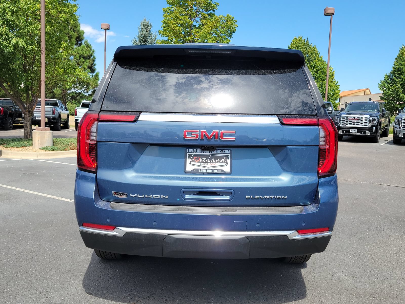 New 2026 GMC Yukon XL Elevation w/ Elevation Premium Package AWD/4WD image 11