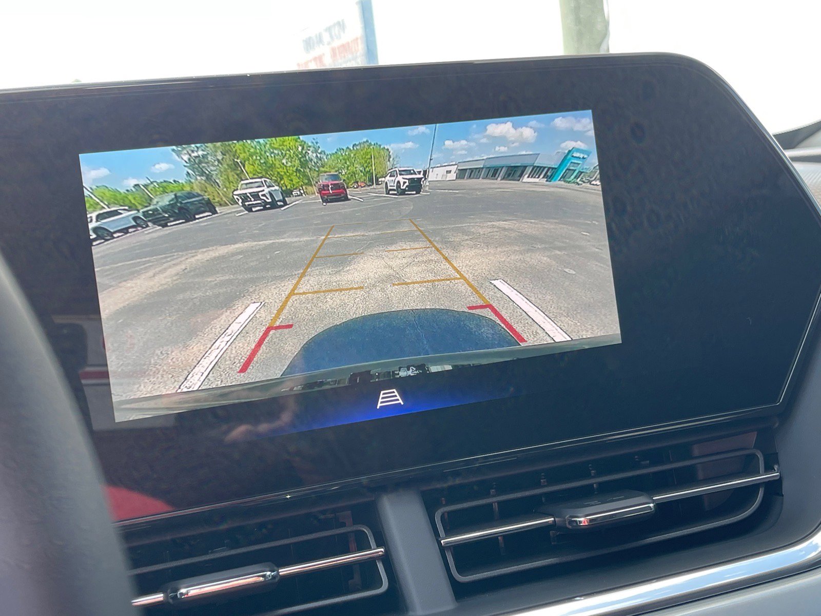 New 2026 Chevrolet Trax LT w/ Driver Confidence Package image 6