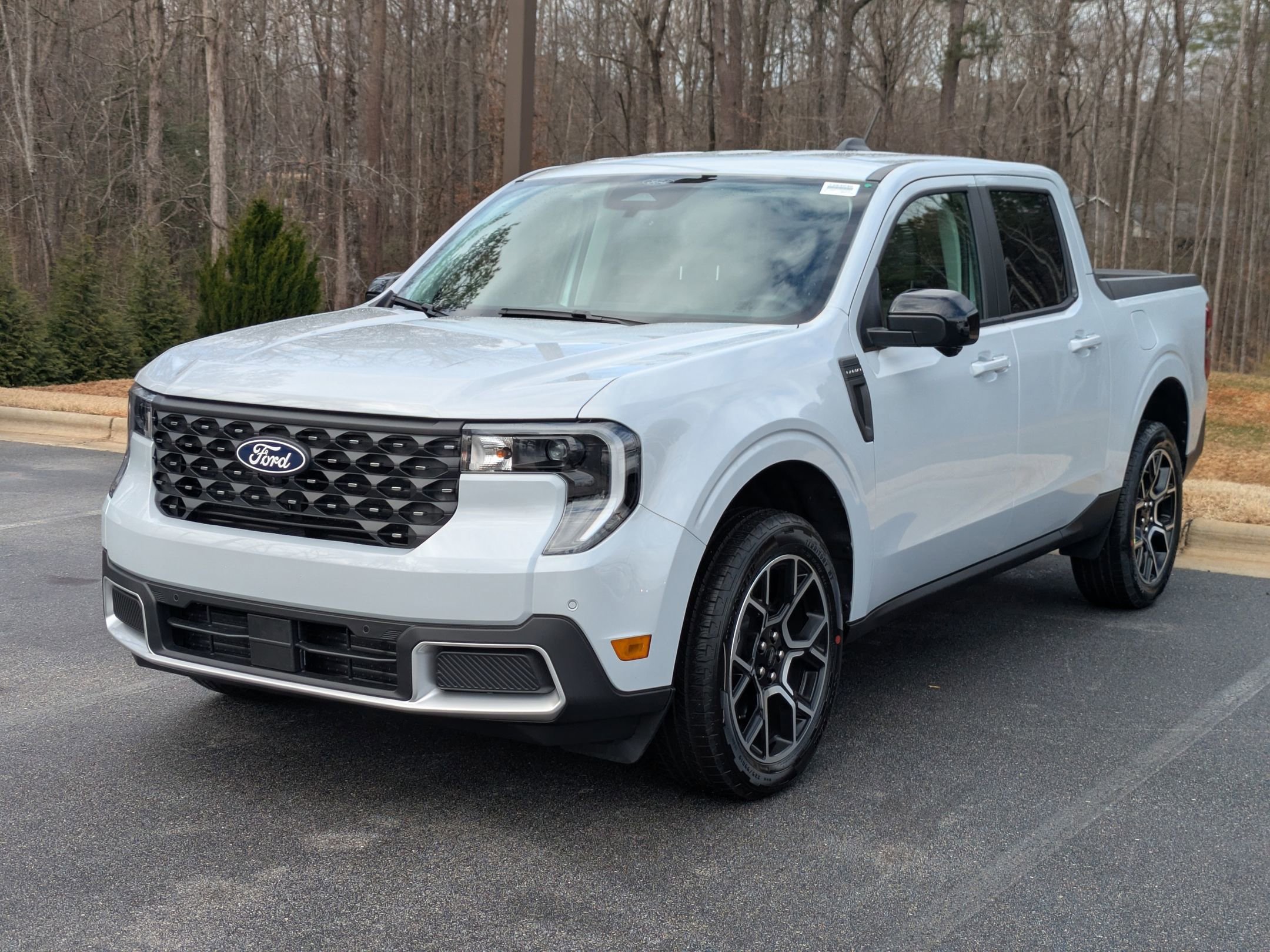 New 2026 Ford Maverick Lariat w/ 4K Tow Package image 6