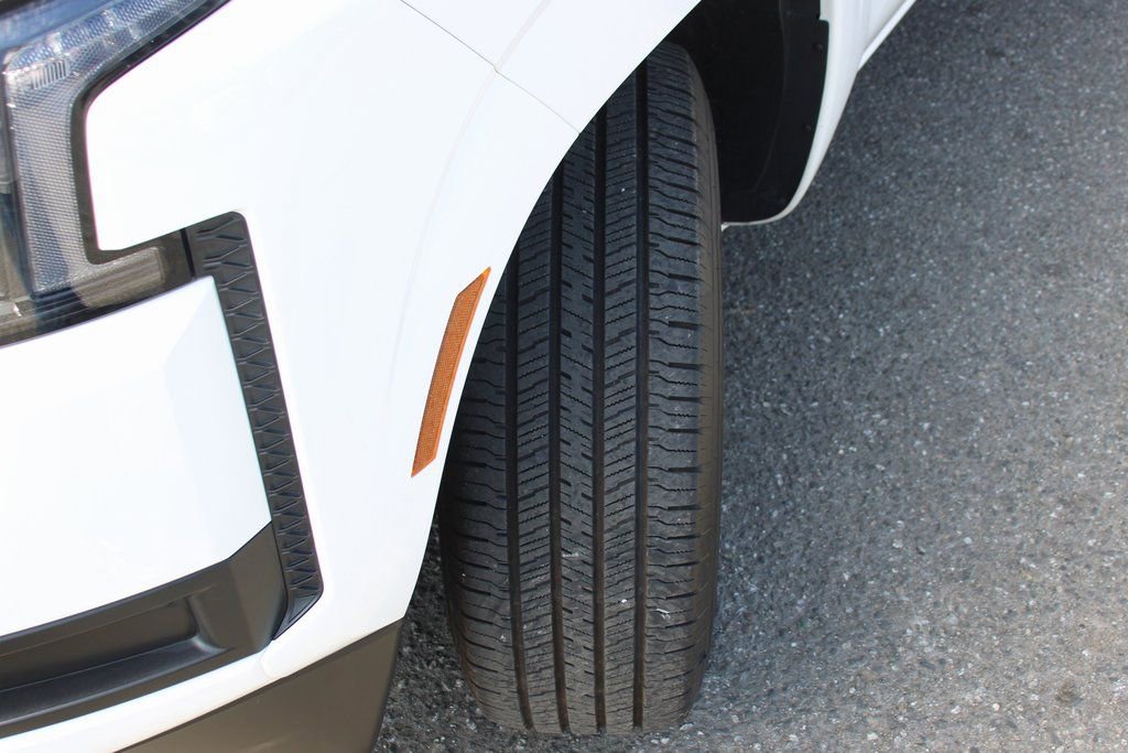 Used 2025 Nissan Frontier S w/ S Utility Package image 41