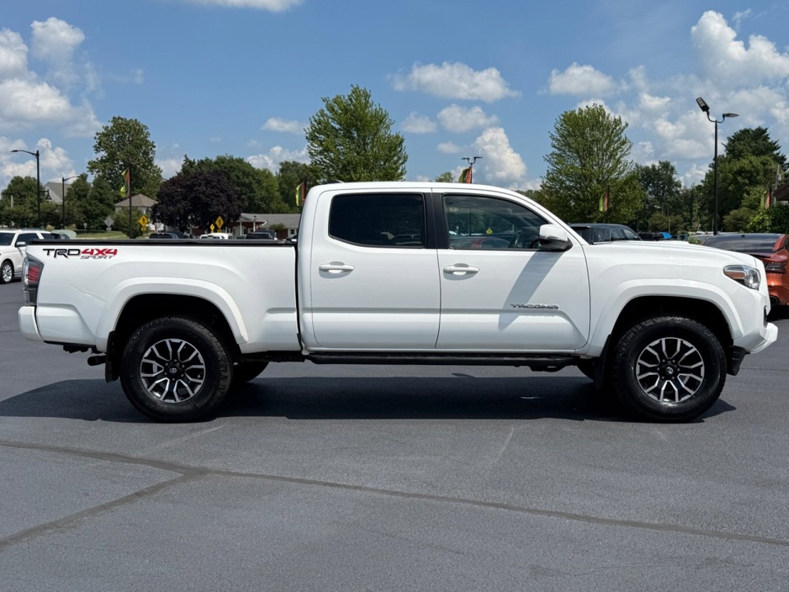Used 2020 Toyota Tacoma 4x4 Double Cab image 9