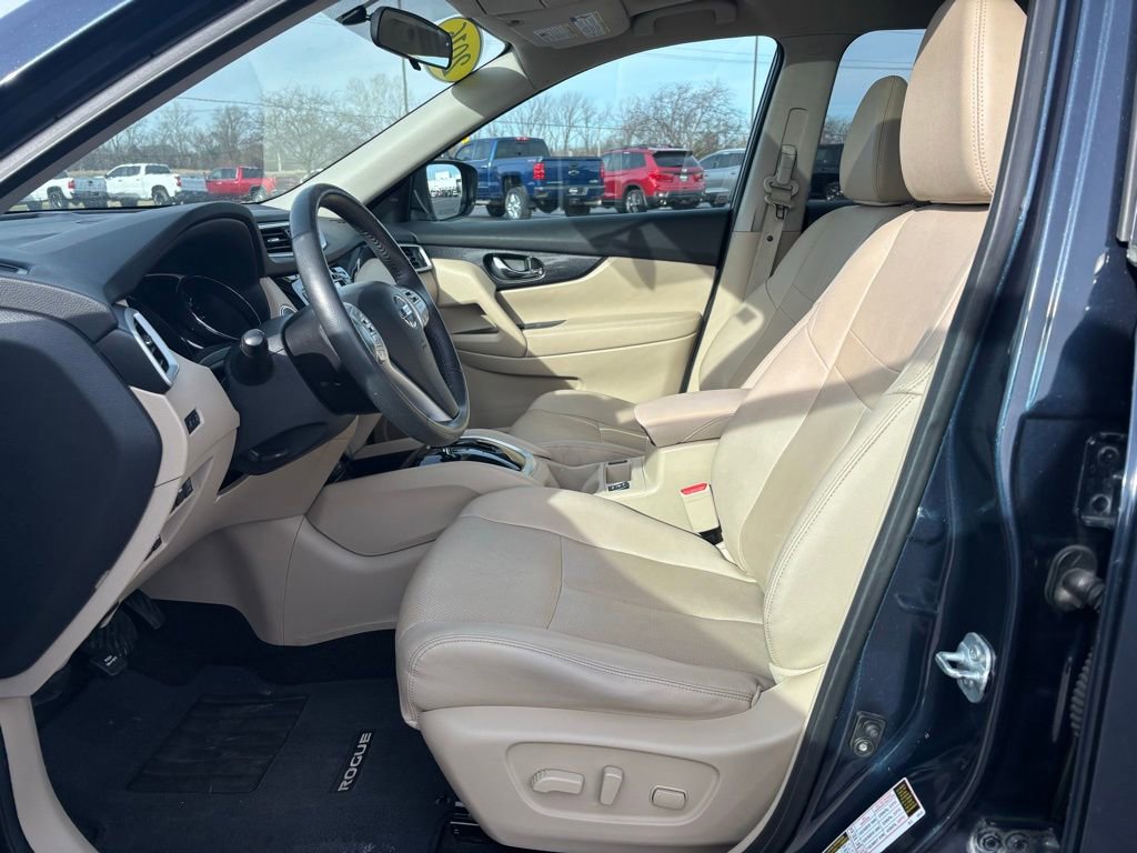 Used 2016 Nissan Rogue SL w/ SL Premium Package image 15