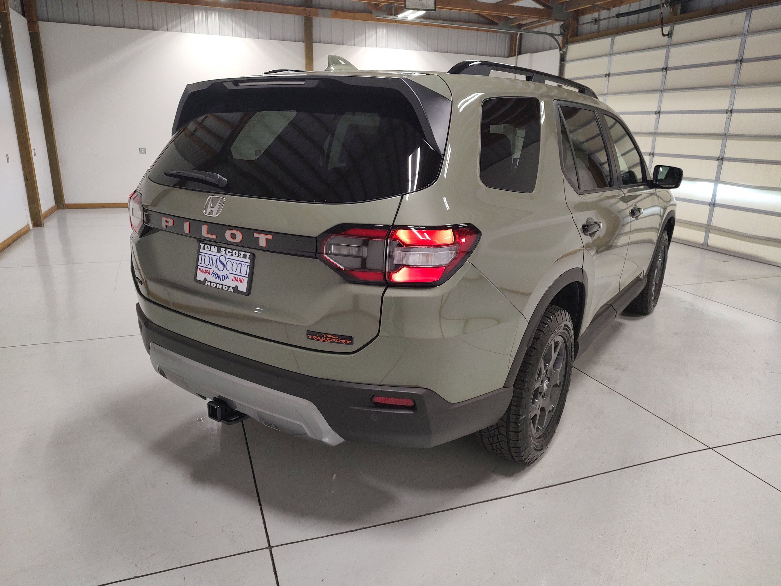 New 2026 Honda Pilot TrailSport image 13