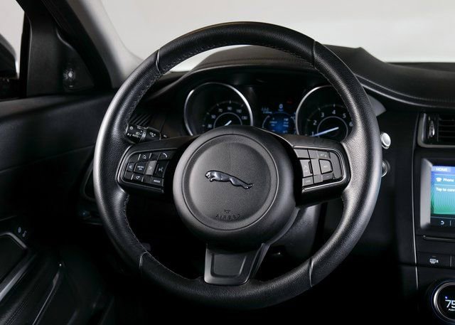 Used 2020 Jaguar E-PACE AWD/4WD image 13