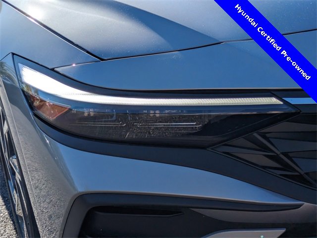 Certified 2025 Hyundai Elantra Sport image 10