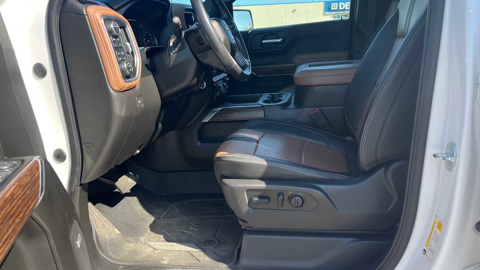 Used 2022 Chevrolet Silverado 1500 High Country image 7