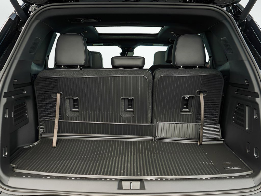 New 2026 GMC Acadia Elevation w/ Black Edition image 8