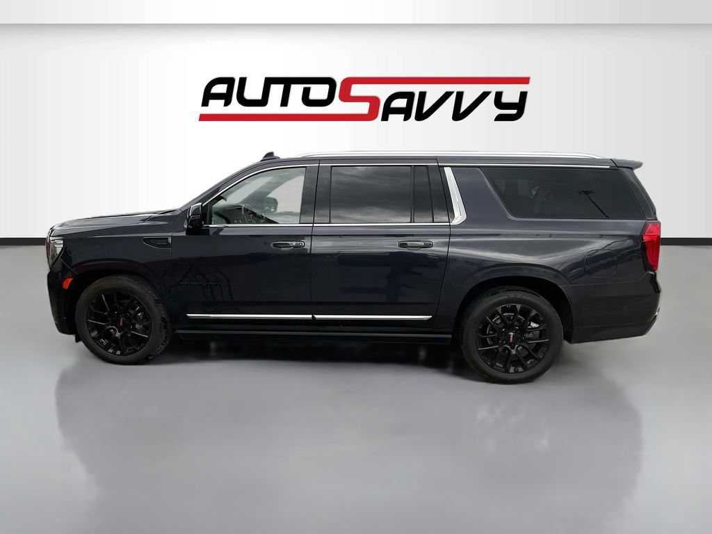 Used 2023 GMC Yukon XL Denali w/ Advanced Technology Package AWD/4WD image 4