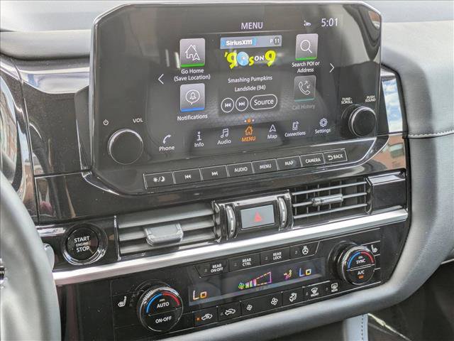 Used 2025 Nissan Pathfinder SL w/ SL Premium Package AWD/4WD image 15