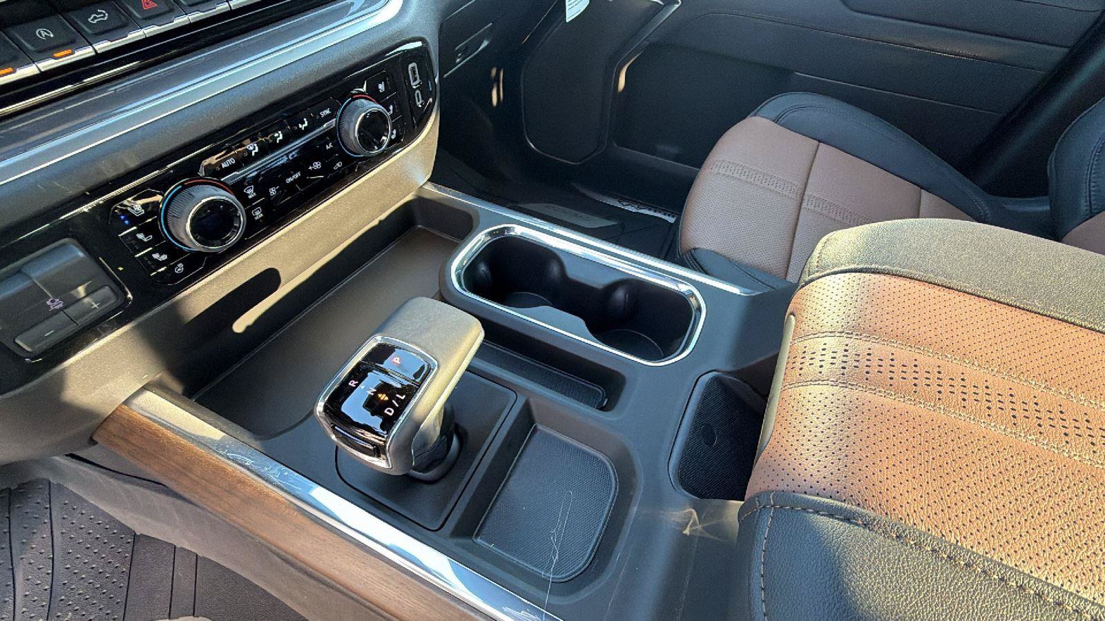 New 2026 Chevrolet Silverado 1500 High Country AWD/4WD image 24
