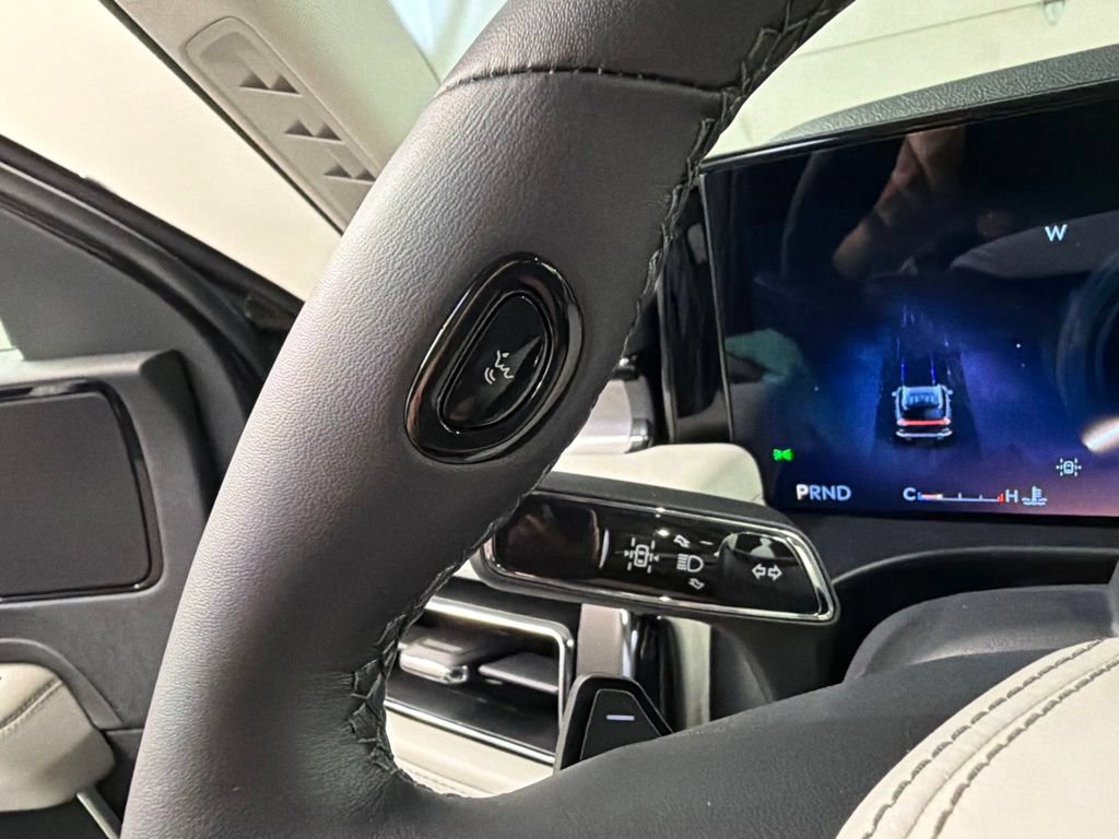 New 2026 Lincoln Aviator AWD image 18