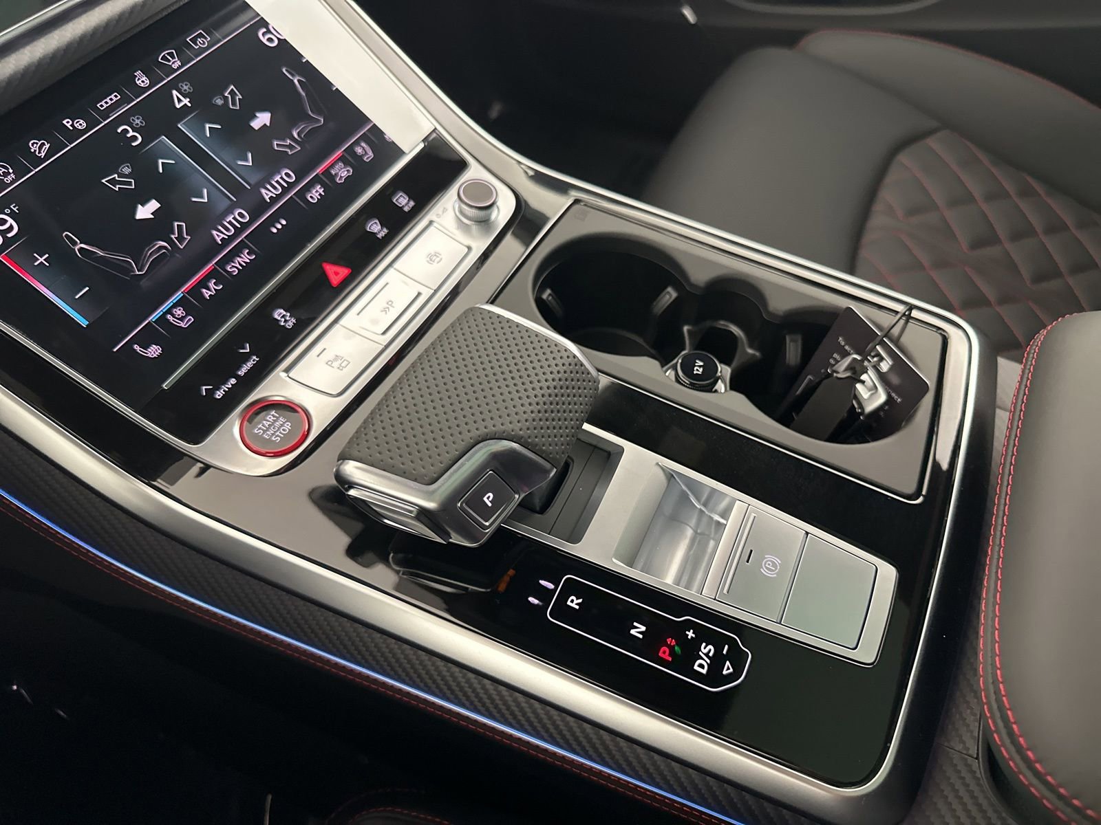 New 2026 Audi SQ8 Prestige image 21