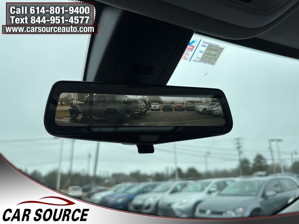 Used 2018 Chevrolet Traverse Premier image 25