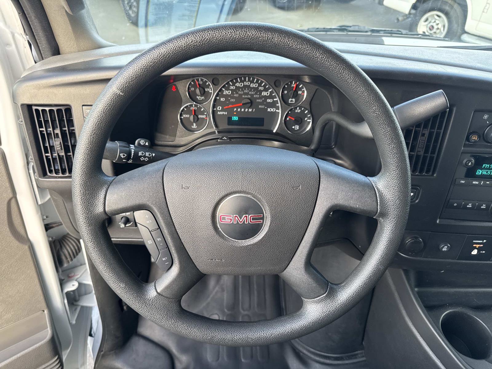 Used 2024 GMC Savana 2500 w/ Driver Convenience Package image 10