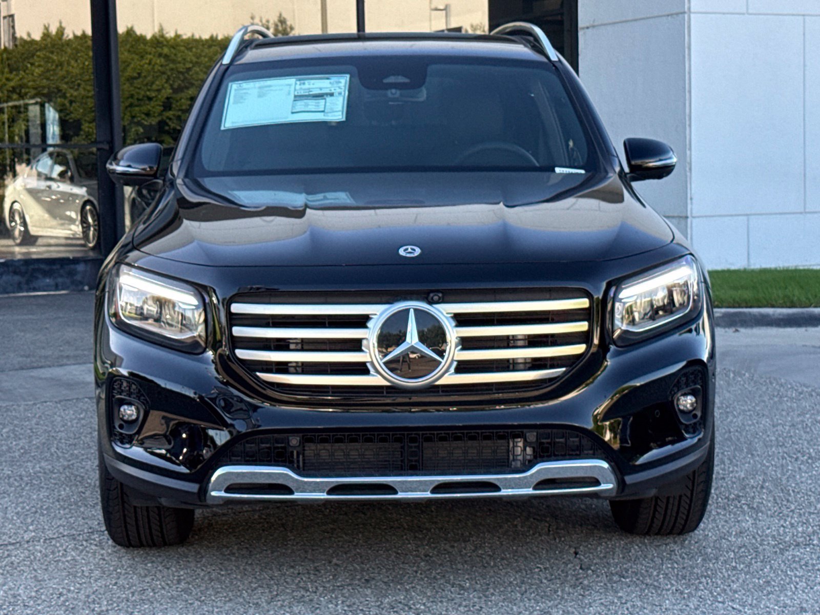 New 2026 Mercedes-Benz GLB 250 image 4