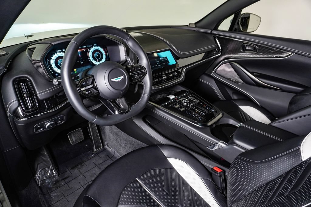 Used 2026 Aston Martin DBX 707 AWD/4WD image 24