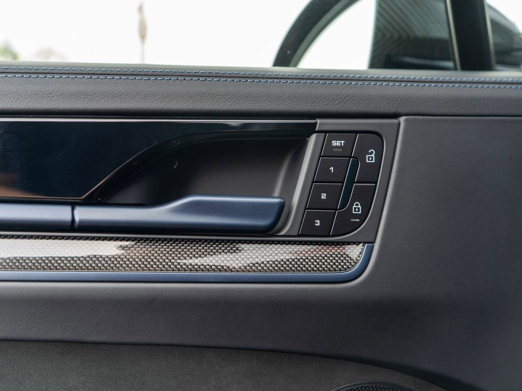 New 2026 Porsche Cayenne Turbo GT image 31