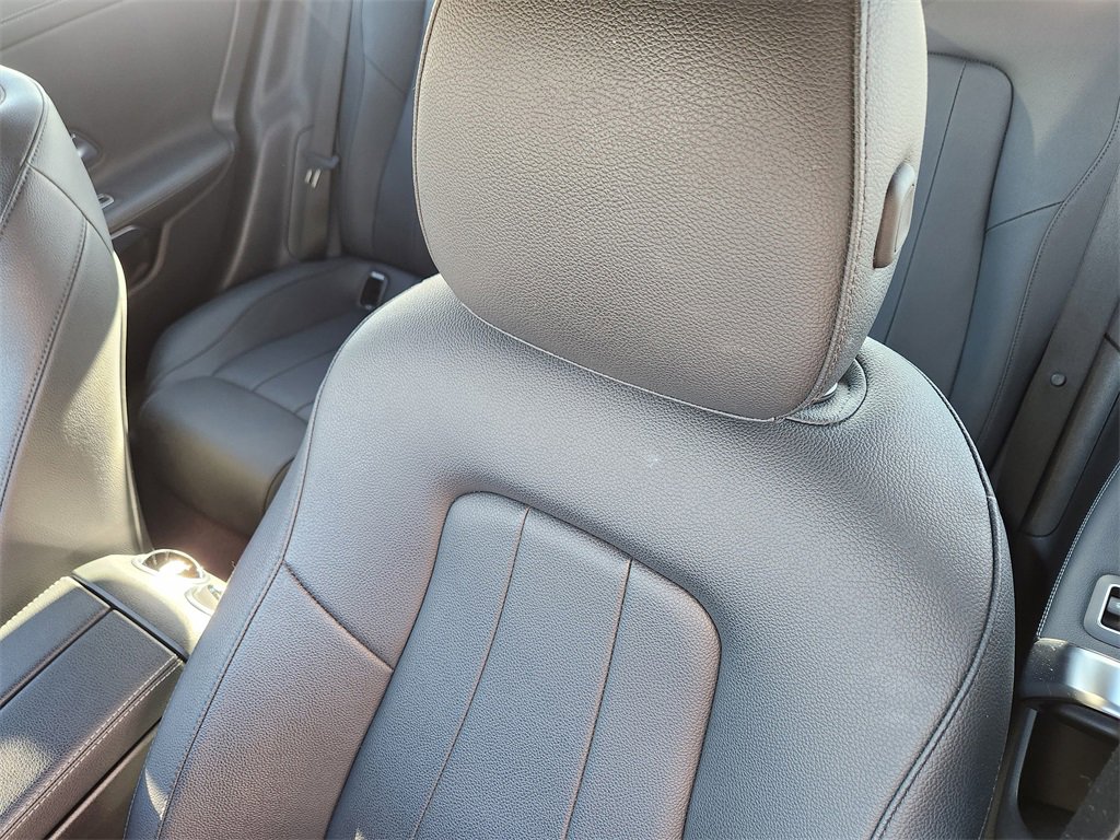 Used 2025 Mercedes-Benz CLA 250 4MATIC image 5