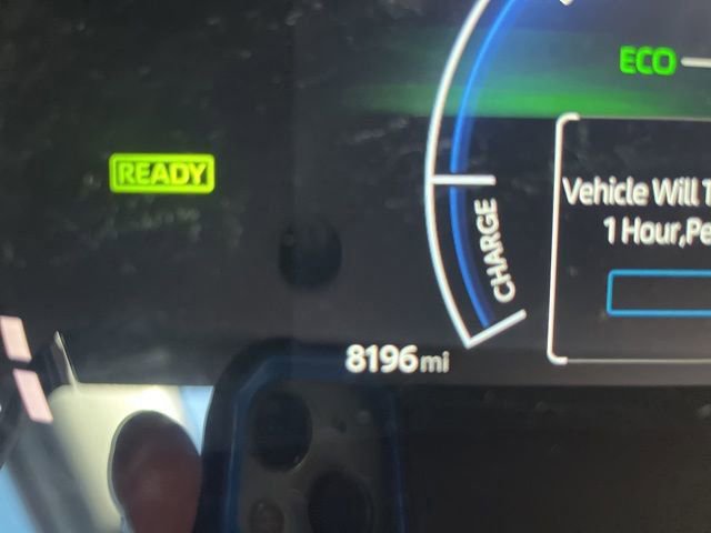 Used 2025 Toyota Camry SE w/ Convenience Package FWD image 14