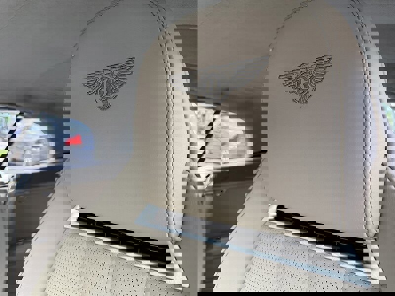 Used 2015 Bentley Continental GT image 33