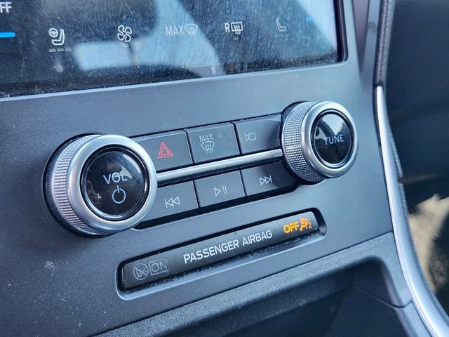 Used 2022 Ford Edge ST-Line image 26