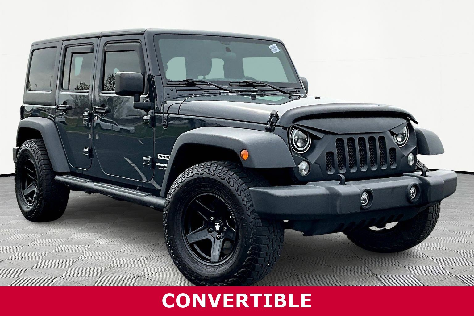 Used 2018 Jeep Wrangler Unlimited Sport w/ Connectivity Group image 3