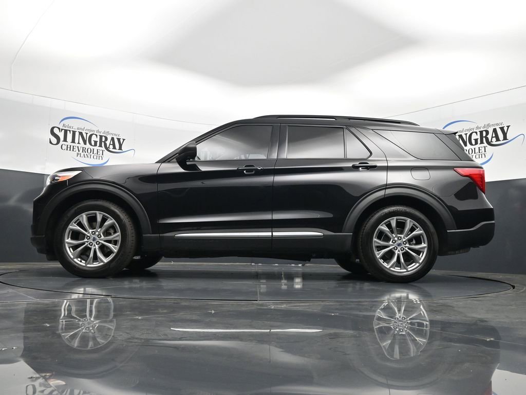 Used 2022 Ford Explorer XLT w/ Equipment Group 202A image 20