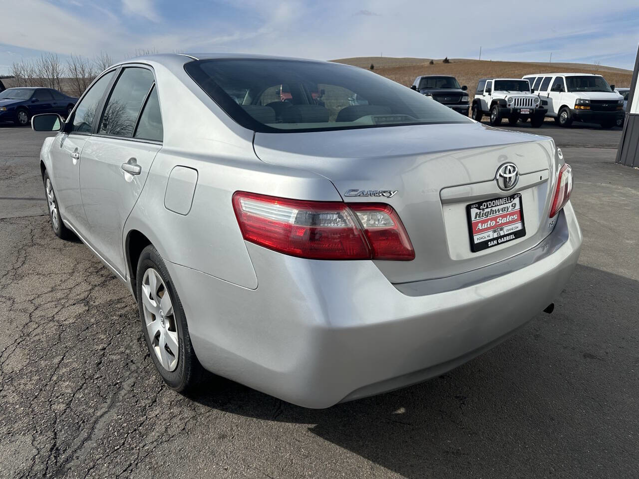 Used 2009 Toyota Camry LE image 3