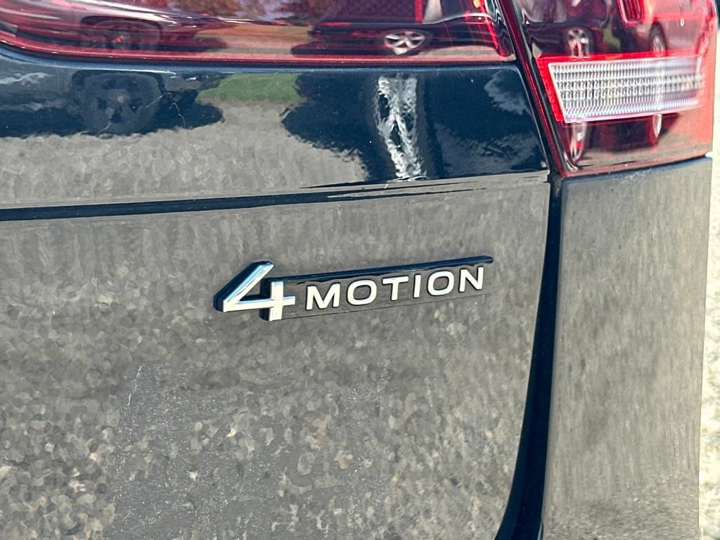 Used 2023 Volkswagen Tiguan SE AWD/4WD image 5