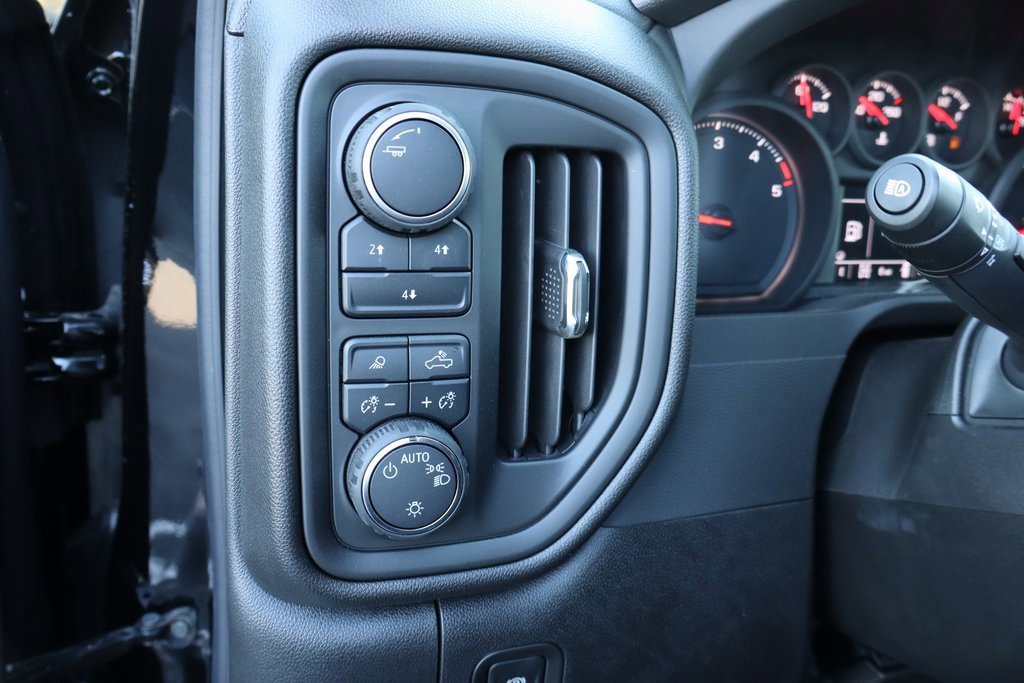 New 2025 Chevrolet Silverado 2500 Custom w/ Custom Value Package image 8