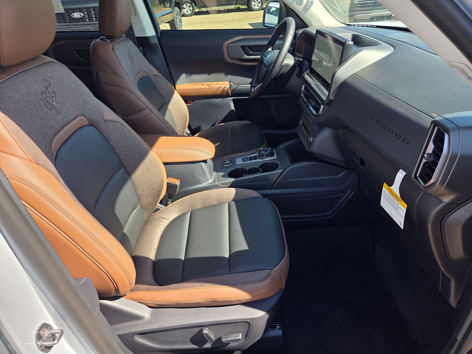 New 2026 Ford Bronco Sport Outer Banks w/ Outer Banks Tech Package+ AWD/4WD image 28