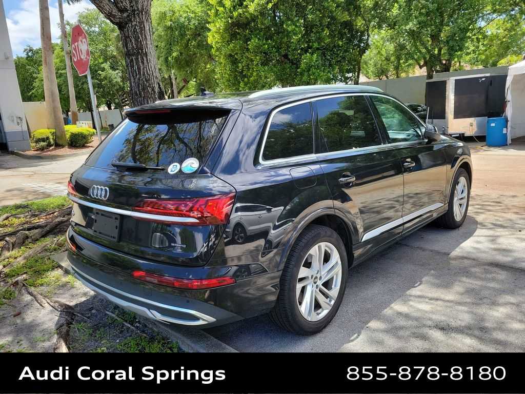 Certified 2023 Audi Q7 3.0T Premium w/ Convenience Package AWD/4WD image 11