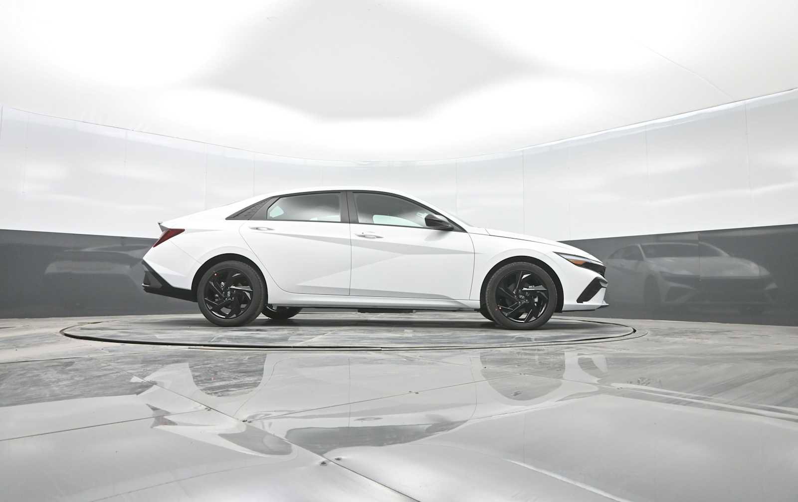 New 2026 Hyundai Elantra Sport w/ Cargo Package image 38