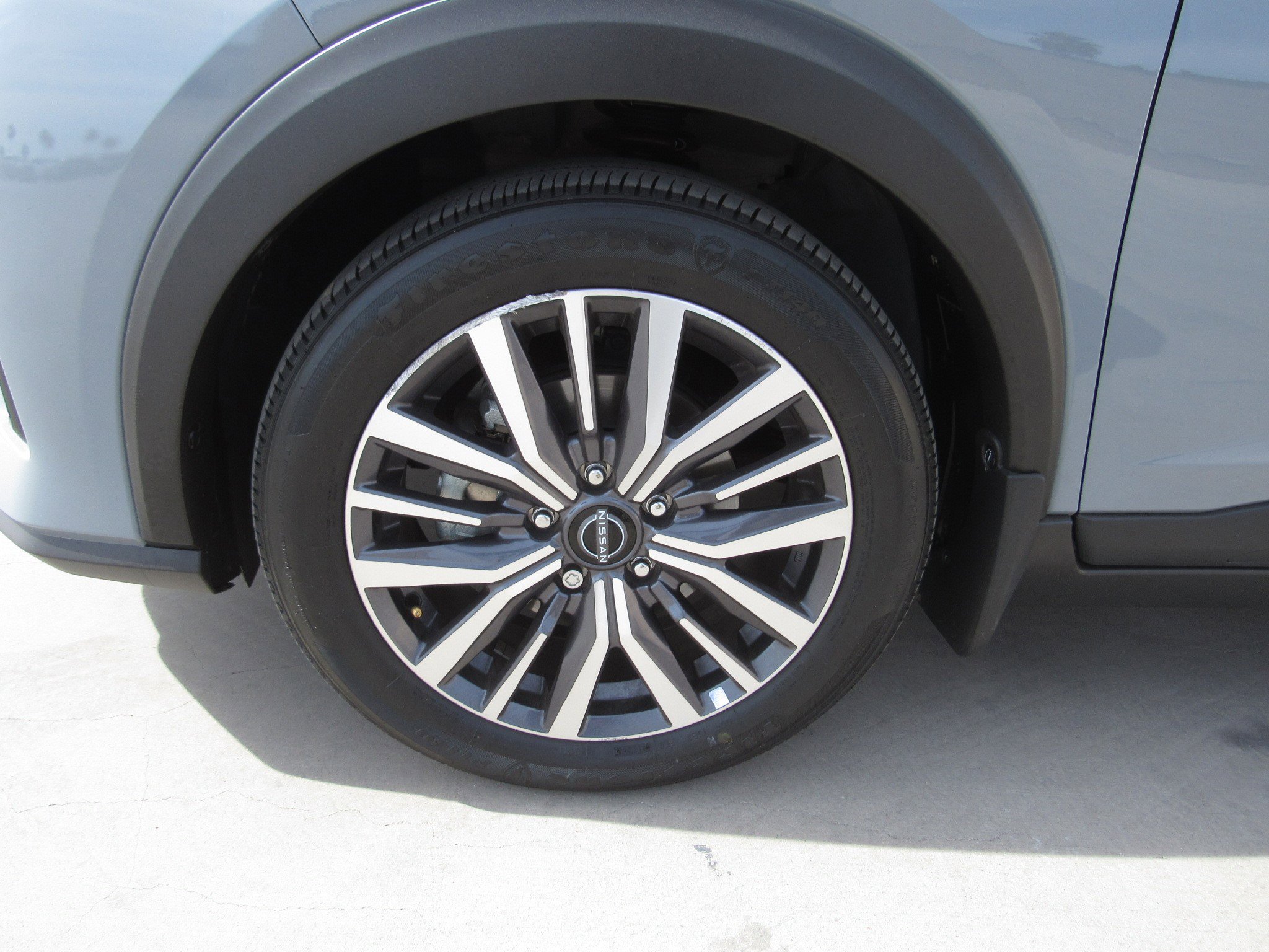 Used 2024 Nissan Kicks SV image 4