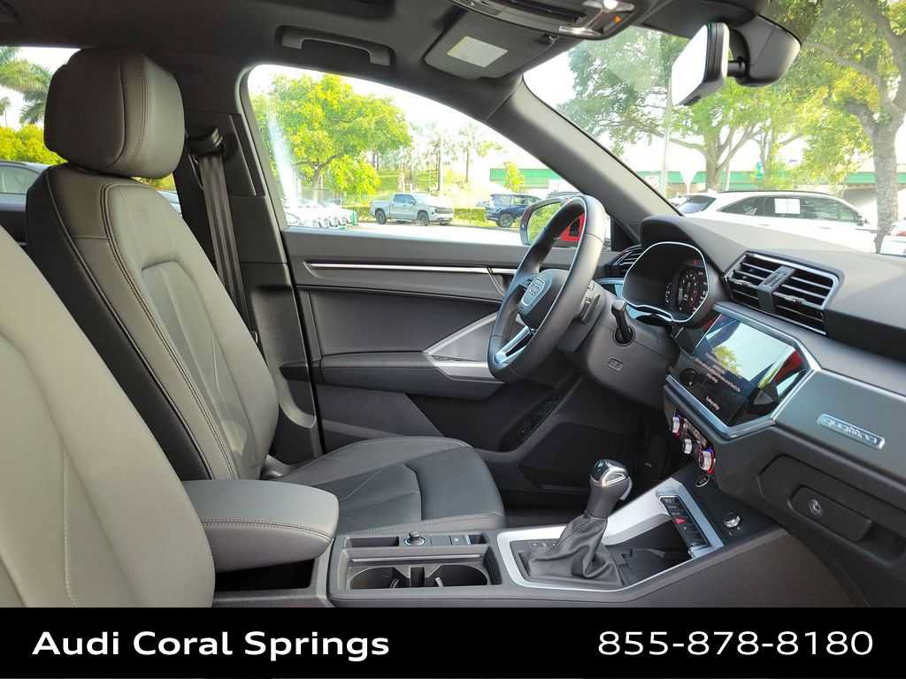 Certified 2025 Audi Q3 2.0T Premium w/ Convenience Package AWD/4WD image 14