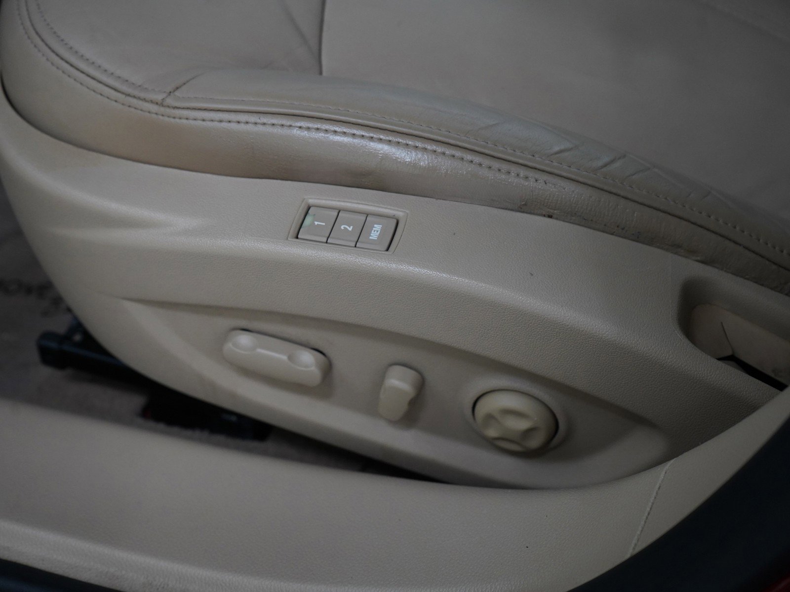 Used 2012 Buick LaCrosse Premium image 23