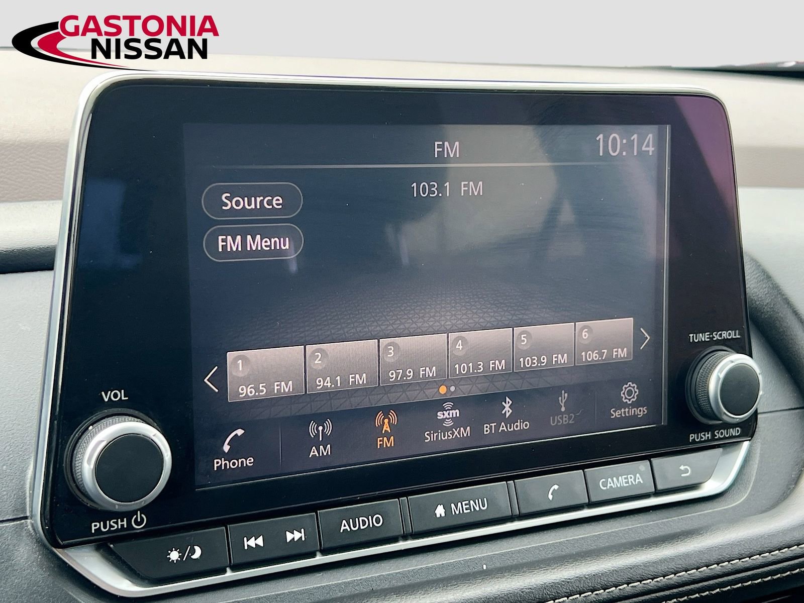 Used 2023 Nissan Rogue SV image 18