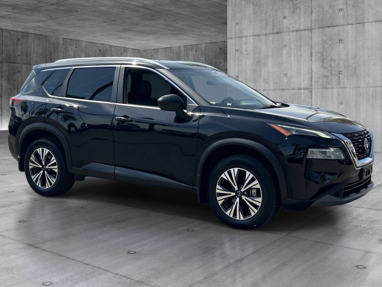 Used 2023 Nissan Rogue SV w/ SV Premium B Package FWD image 7