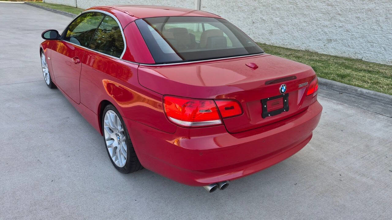 Used 2009 BMW 328i Convertible image 5