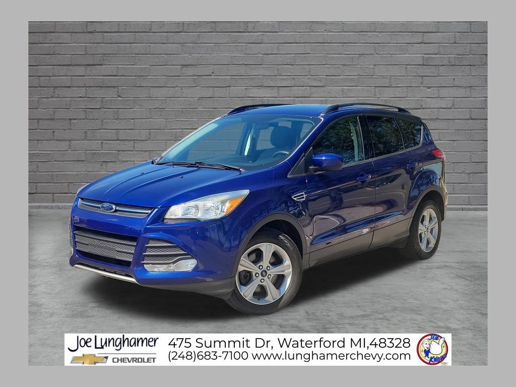 Used 2016 Ford Escape SE w/ Equipment Group 201A AWD/4WD image 1