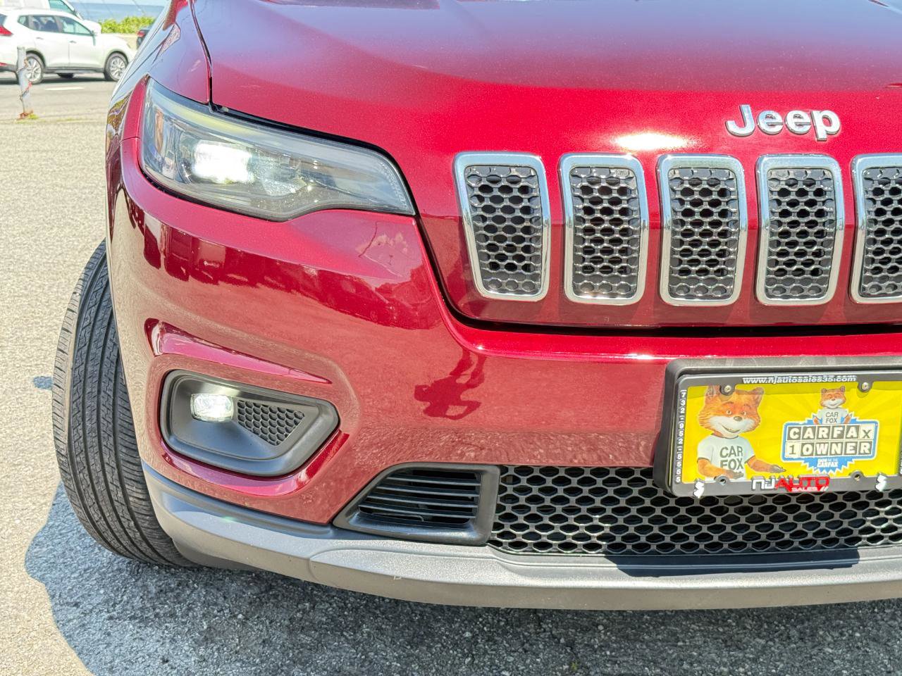 Used 2019 Jeep Cherokee Latitude Plus w/ Comfort/Convenience Group AWD/4WD image 94