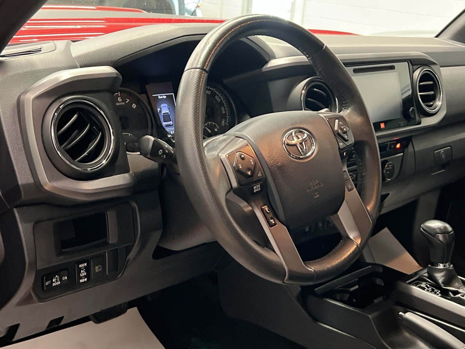 Used 2019 Toyota Tacoma TRD Sport image 14
