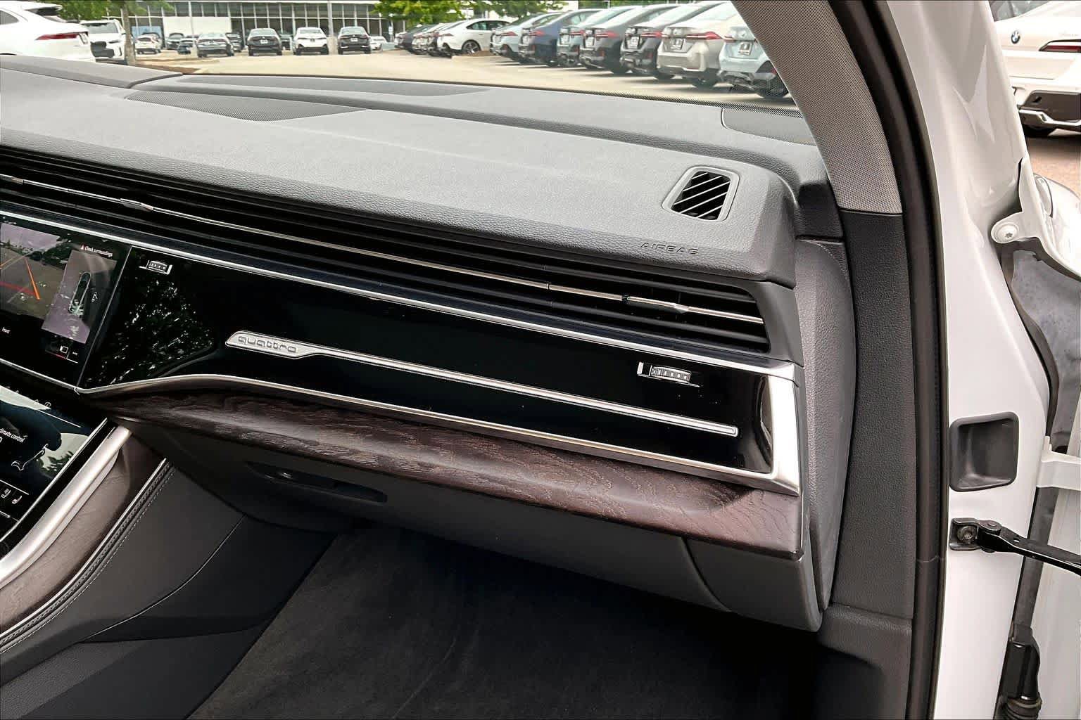 Used 2021 Audi Q7 3.0T Prestige AWD/4WD image 18