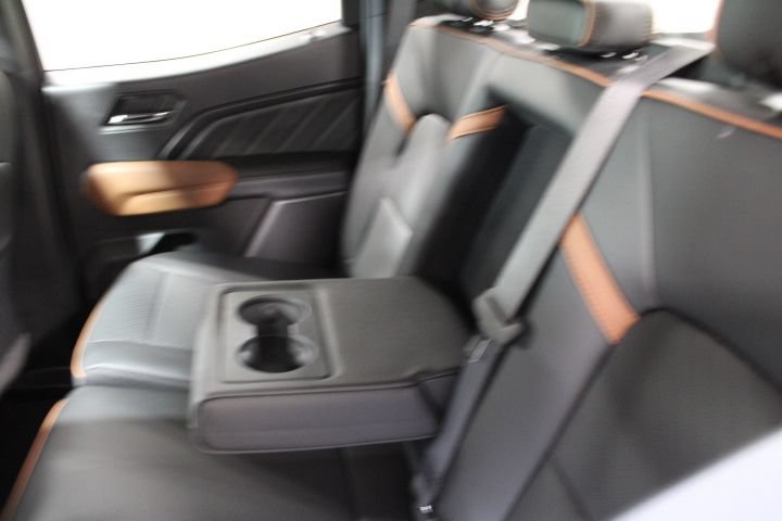 New 2026 GMC Canyon AT4 w/ Technology Plus Package AWD/4WD image 24
